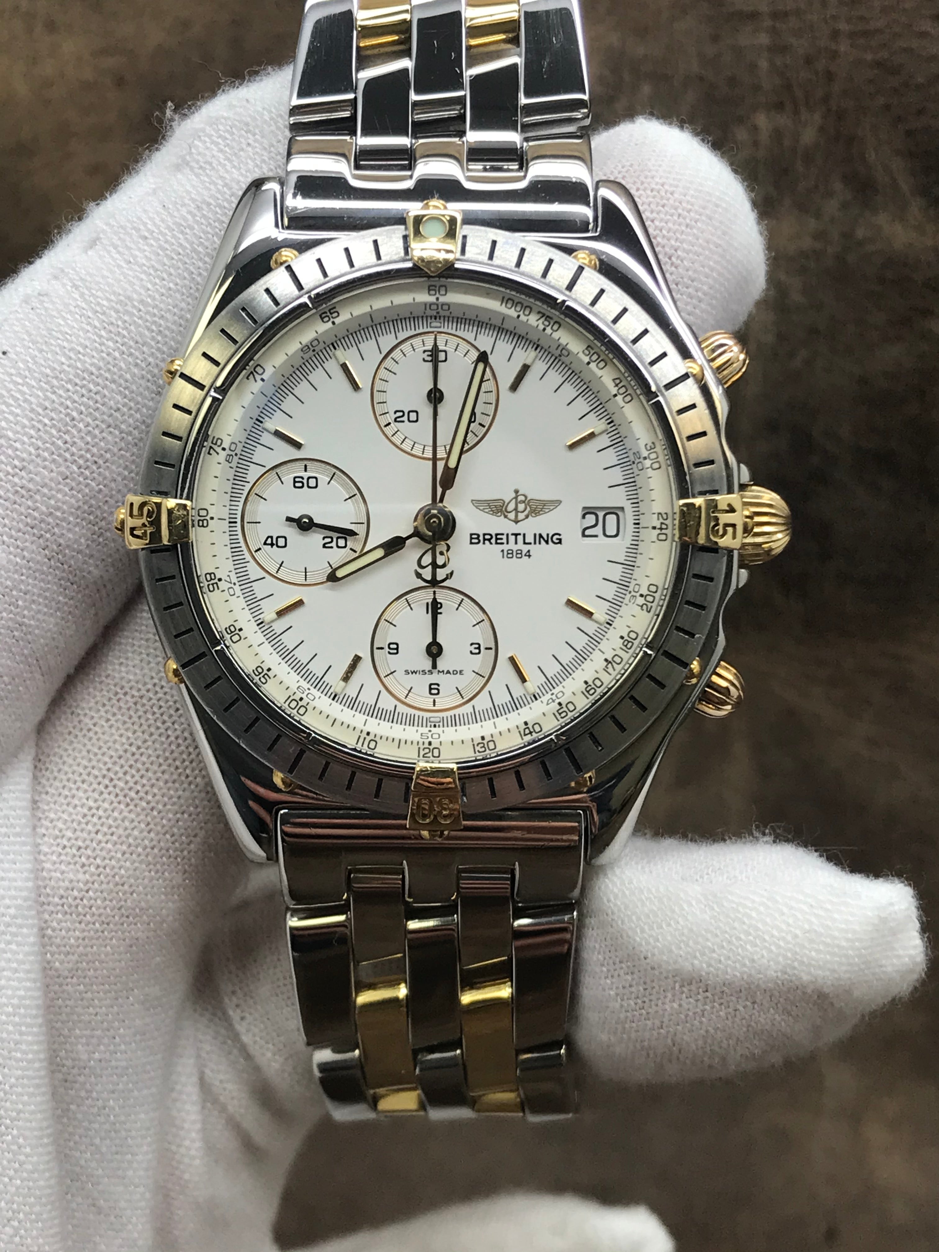 Breitling Chronomat B13048 White Dial Automatic Men's Watch
