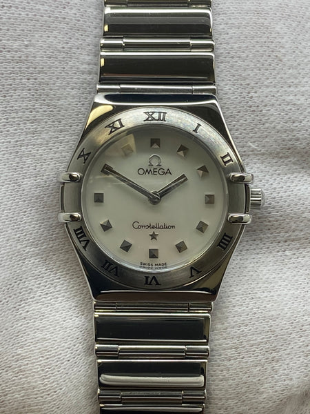 Omega Constellation MOP 1571.71.00 White Mother of Pearl Dial Quartz Women's Watch