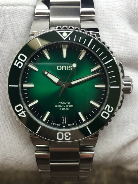Oris Aquis Date 7769 Green Dial Automatic Men's Watch
